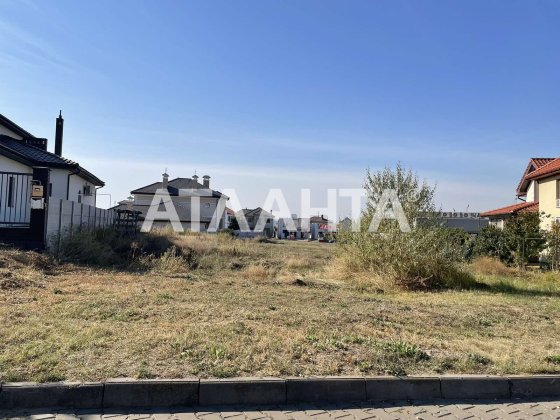 13 соток земли продаются в Совиньоне с проплаченными коммуникациями Таїрове