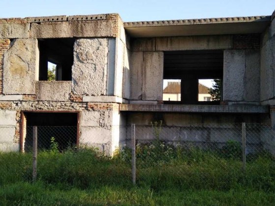 Участок с недостроем СО "Восход" с. Молодёжное Молодежное