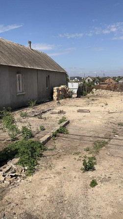 Продам участок с ветхим строением в Красноселке - фото 1
