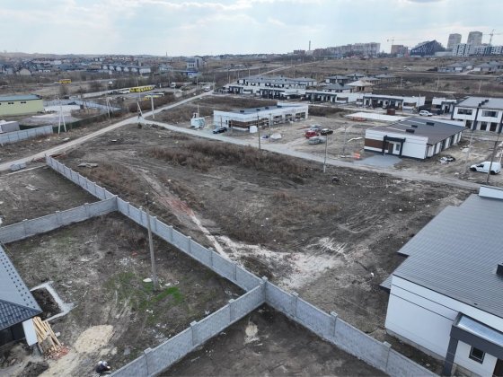 Продам ділянку р-н Льонокомбінату Бармаки