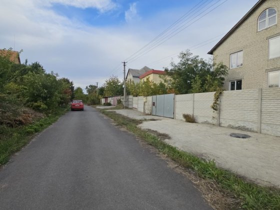 Продам земельну ділянку в Малій Данилівці перше поле Чудес. Малая Даниловка