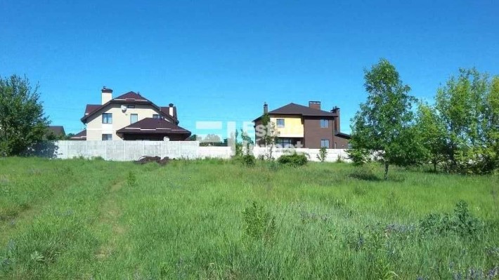 Продам земельну ділянку під житлову забудову в Малій Данилівці, вул. Левченка, 98 - фото 1