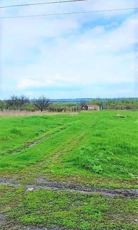 Продам земельный участор 15 соток под застройку посёлок Коротич! Рядом с учвстком вода, газ по улице - фото 1