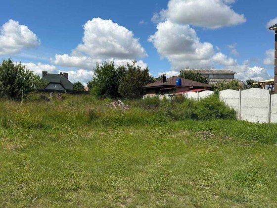 Продаж земельної ділянки в смт Киїнка, район "Дубки"