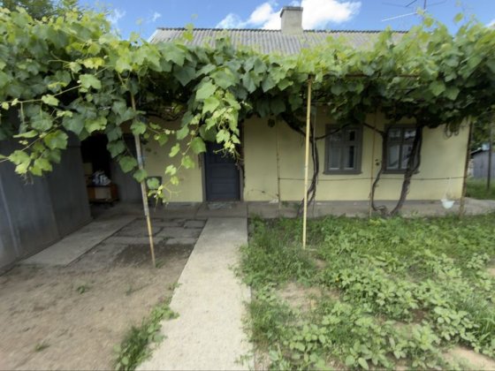 Ділянка під комерційну забудову або будівництво , напроти Ріволі Чагор