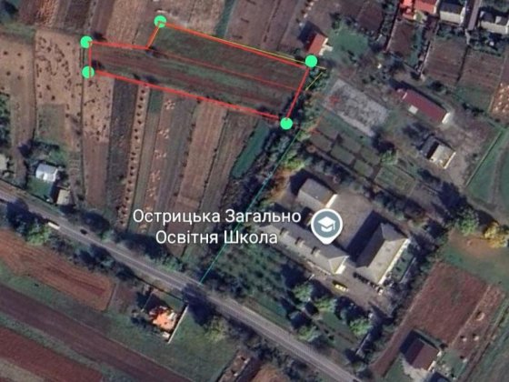 Продається земельна ділянка 42 соткі Острица