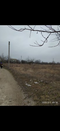 Участок 10 соток не приватизированный. Сдам в аренду или продам. - фото 1