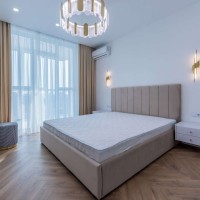 Продаж 2-к квартири вул. Воскресенська 2в Киев