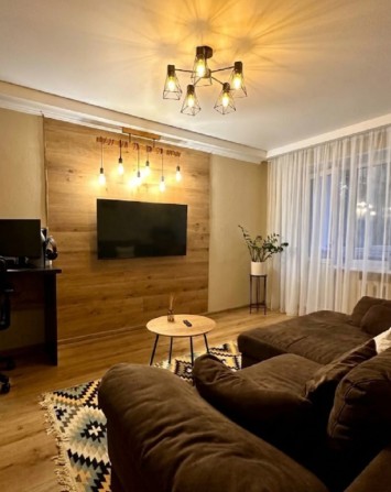 Продам 2 кімнатну квартиру. 45м2. Газ. вул. Сімї Ідзіковських 2. - фото 1