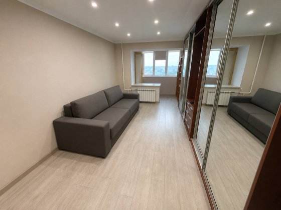 Продам 1 ком.кв. ул. Рабочая 160. Днепр
