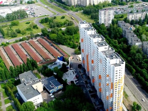 Ділянка у власності під АЗК чи ТОРГІВЛЮ. Киев