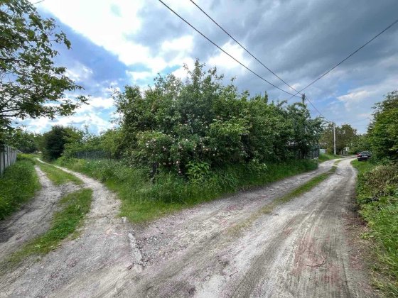 Буча продаж кутової ділянки 8 соток з комунікаціями. Буча