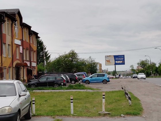 Нивки ,Территориально Стеценко 27а , цивильная ,обжитая улица ,6 соток. Киев