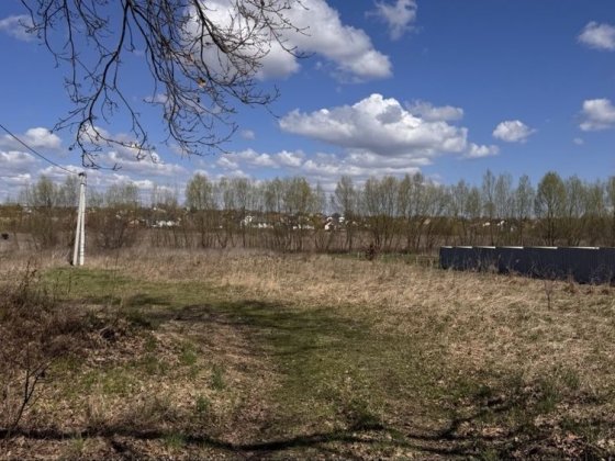 Ділянка правильної форми , під забудову. Комунікації поруч із землею Буча