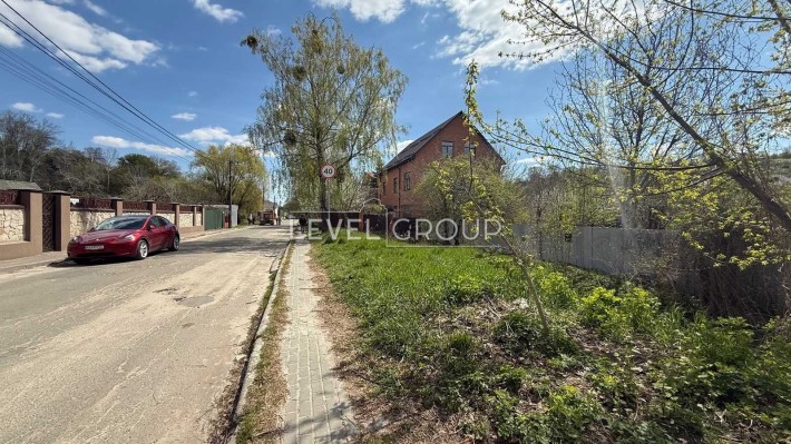 Київ .Пропонується до продажу перспективна земельна ділянка 17 соток. Голосіївський район, вул. Квіт - фото 1