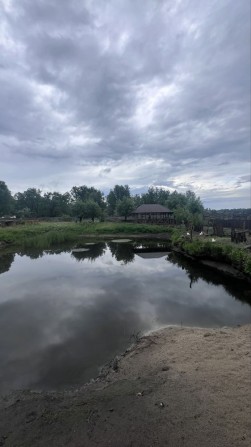 Продаж 1 га землі біля Дніпра - Озеро - Будівлі - фермерське госп - фото 1