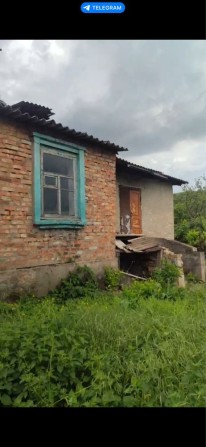 Терміновий продаж землі можливий торг з участком та хатою - фото 1