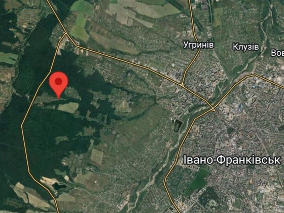 Продам ділянку під лісом затишне місце