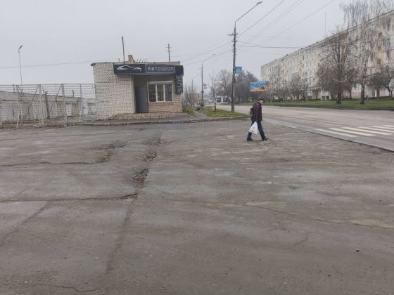Терміново продаж  участка під будівництво гаража по В.Пугачова. Кременчуг