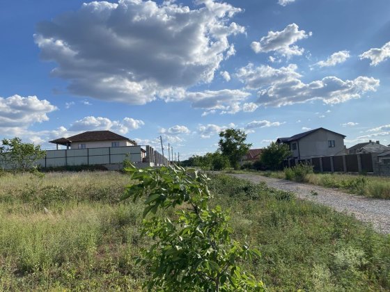 Ділянка під забудову 10 соток по вулиці карнавальна (бмв,173,бажаново)