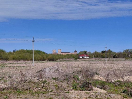 Видова земельна ділянка з незавершеним будинком! Луцк