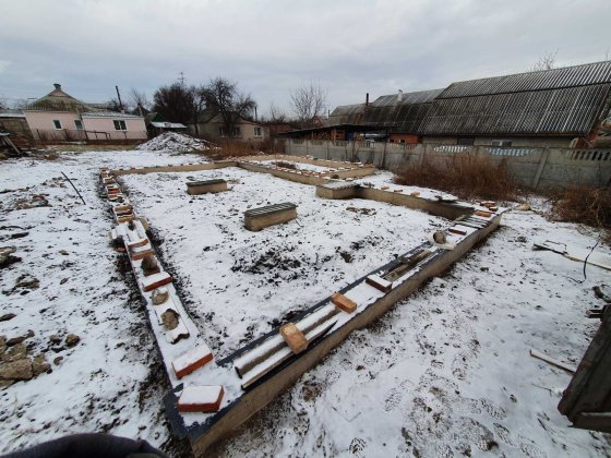 Земельна ділянка з новим фундаментом м.Суми вул. В.Затуливітра 52 (раніше - Добролюбова, р-н Доброві