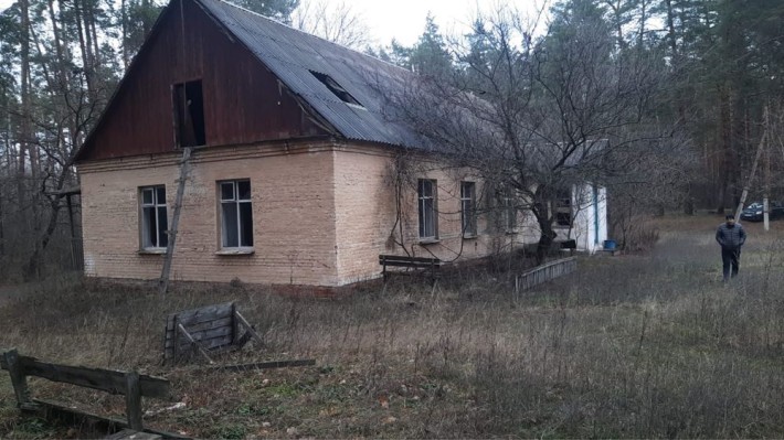 Ліс, будинок,4 гаражі ,унікальне місце для бізнесу і  відпочинку - фото 1
