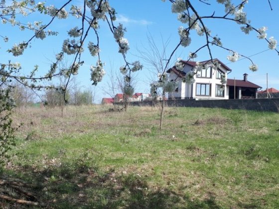 Земельна ділянка 13.5   5хв до  ТРЦ Подоляни