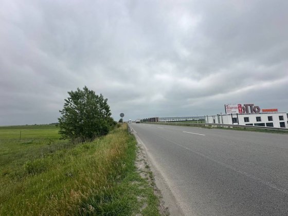 Продам  фасадну земельну ділянку 44 сотки, Рівненська обʼїзна Ровно