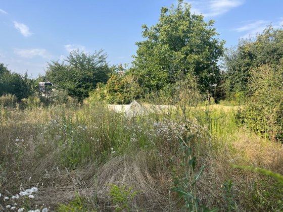 Продаж кутової земельної ділянки 5 соток у Черкасах