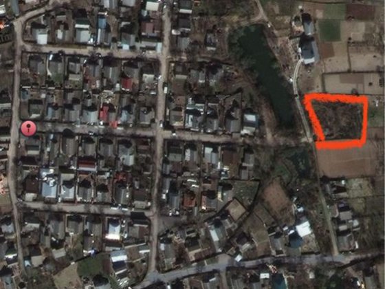 продам ділянку на Малих Хуторах 10-20 соток