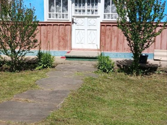 Продається дім в Ів.-Франківській обл. Черновцы