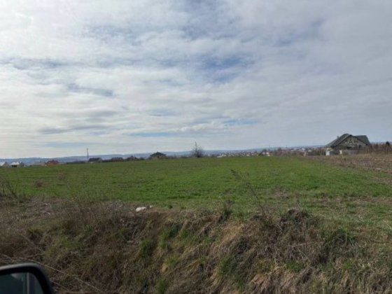 Земельна ділянка село Чагор (200метрів до міста) Чернівці