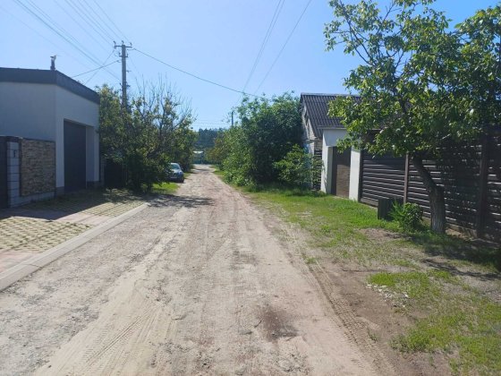 Продам ділянку з будинком в Дахнівці, район Госпіталя