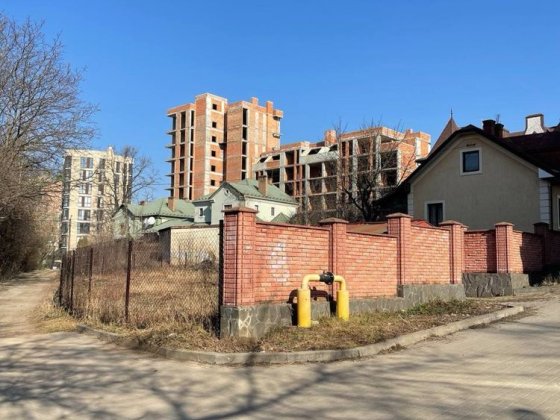 Продаж земельної ділянки Пожарського / Мініна Черновцы
