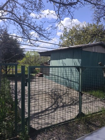Продаю дачний участок з літнім домиком - фото 1