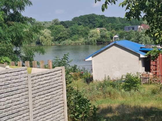 Продам дачный участок не далеко от воды Дніпро