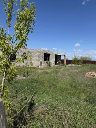 Земельна дільянка з капітальною недобудовою - фото 1
