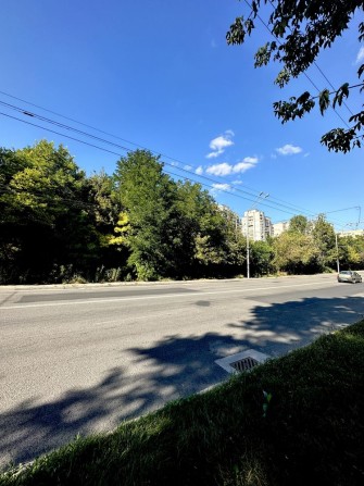 Продается участок под застройку жилой или коммерческой недвижимости - фото 1