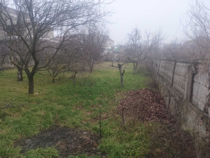 Участок на Слободке 8 соток. Фасад. правильная форма - фото 1