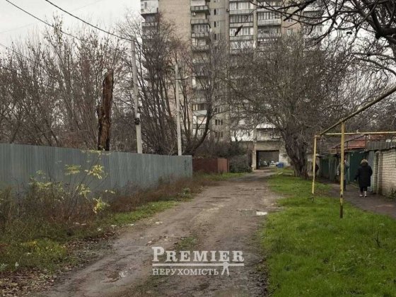 Ділянка 3 сотки 1 ст.Люстдорфської дороги, гарний фасад, є світло,вода, під бізнес або житловий буди Одесса