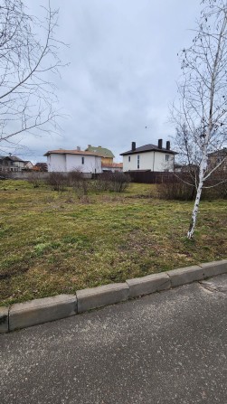 Прекрасный УЧАСТОК в Совиньоне, 15 соток, фасад 39,78м - фото 1