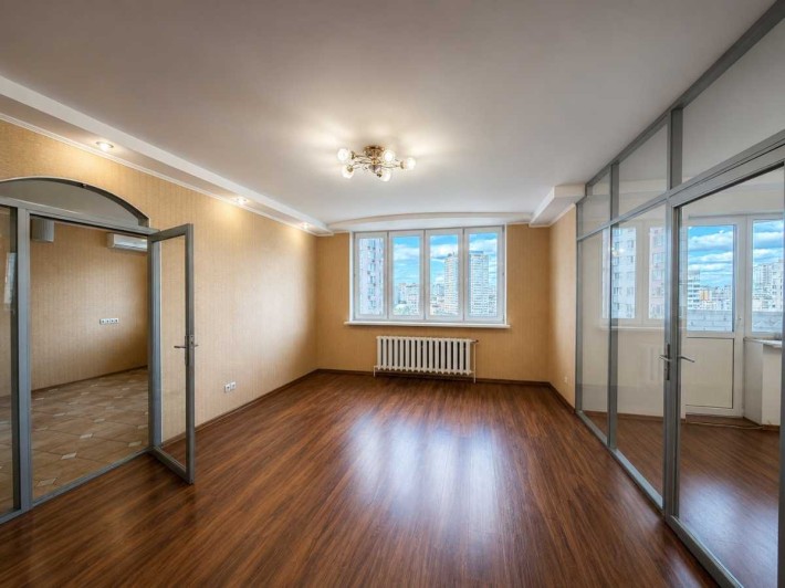 приміщення вільного призначення, будівлі Київ, Дарницький, 25000 грн./міс... - фото 1