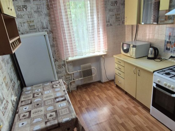 Сдам 1-но комнатную квартиру в районе 7й школы Черноморск