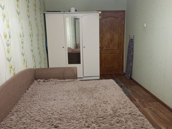 Здам 2 кімнатну квартиру в центрі міста, біля базару Лубни