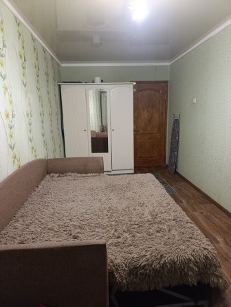 Здам 2 кімнатну квартиру в центрі міста, біля базару - фото 1