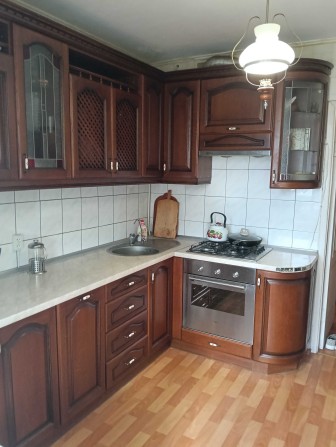 АН здає 2во кімн. Центр 4/5 н/п,електроопалення,меблі,техніка - фото 1
