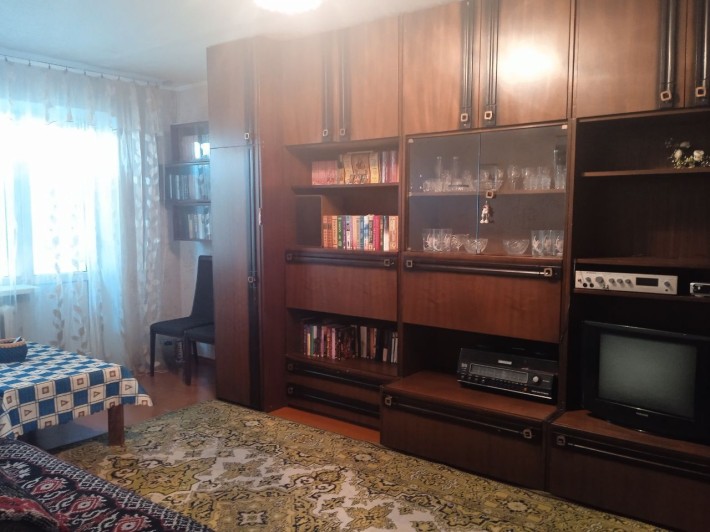 Сдам квартиру 2 комнатную артема 3000 грн - фото 1