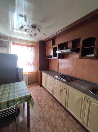 Здається трикімнатна квартира в центрі, індивідуальне опалення. - фото 1