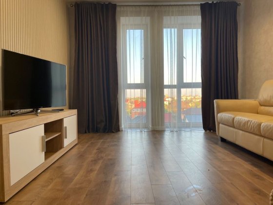 Здається в оренду квартира, 1 кім, 42 кв.м. Змеенец